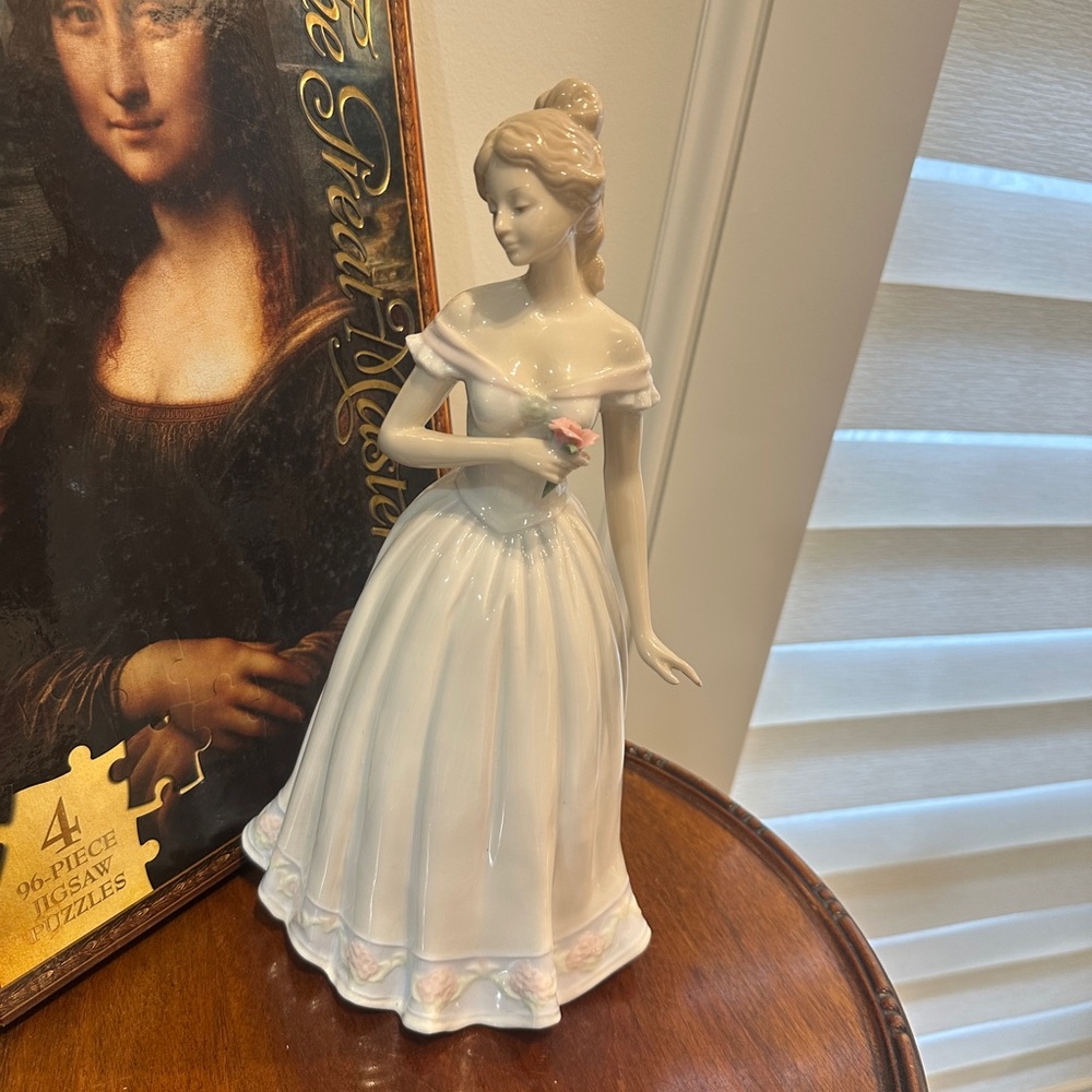 Graceful Ceramic Lady Figurine with Pink Accent